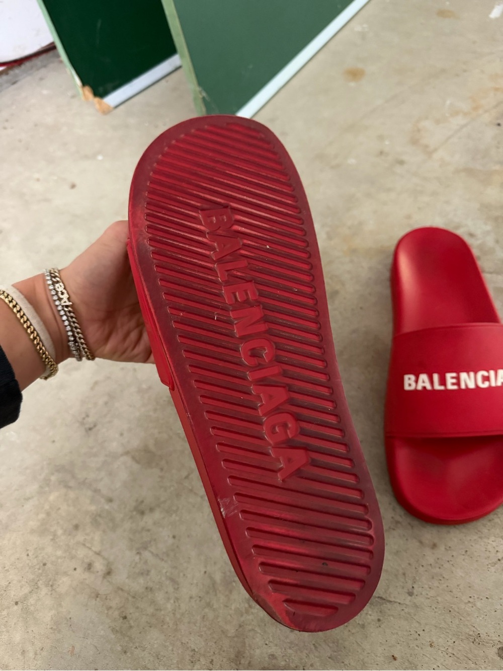 POOL MEN Balenciaga Red Slide Sandals with White Logo - Picture 4 of 4